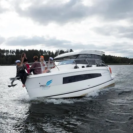 Jacht Motorowy Balt Tytan 918 - 2 Kabinowy Sauna Botel