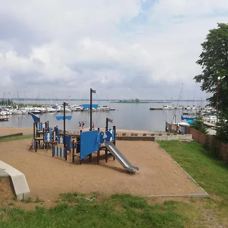 Jacht Motorowy Balt Tytan 918 - 2 Kabinowy Sauna Botel