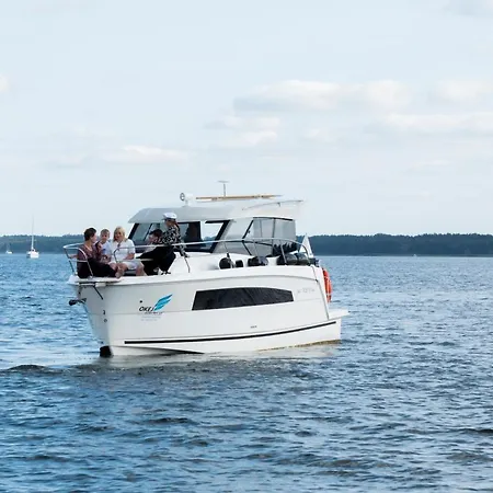 Jacht Motorowy Balt Tytan 918 - 2 Kabinowy Sauna