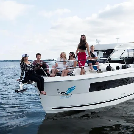 Botel Jacht Motorowy Balt Tytan 918 - 2 Kabinowy Sauna